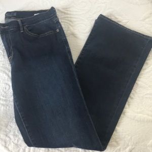 woman’s jeans